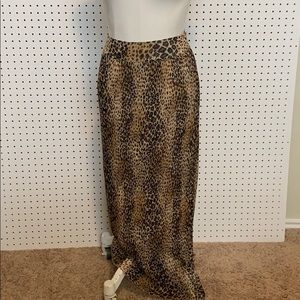 Pleated cheetah maxi skirt